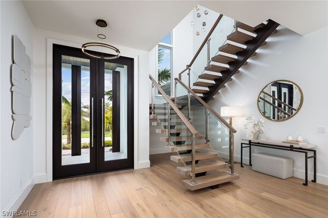 3636 Crayton RD, Naples, FL 34103