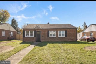 215 SYKES RD, New Castle, DE 19720