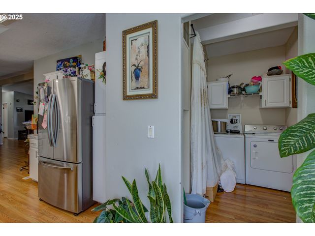 550 S STATE St 139, Sutherlin, OR 97479