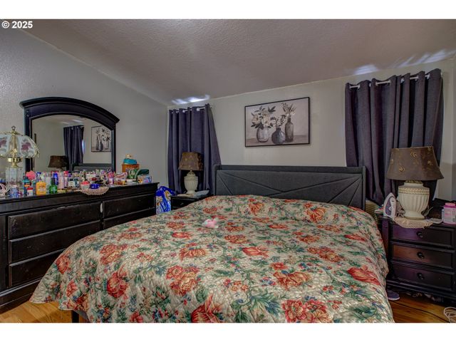 550 S STATE St 139, Sutherlin, OR 97479