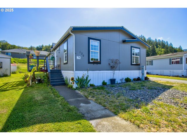 550 S STATE St 139, Sutherlin, OR 97479