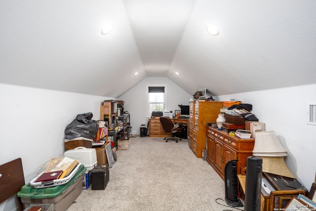 23 Waring Rd., Comfort, TX 78013