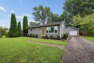 718 Meadow Drive, Newark, OH 43055