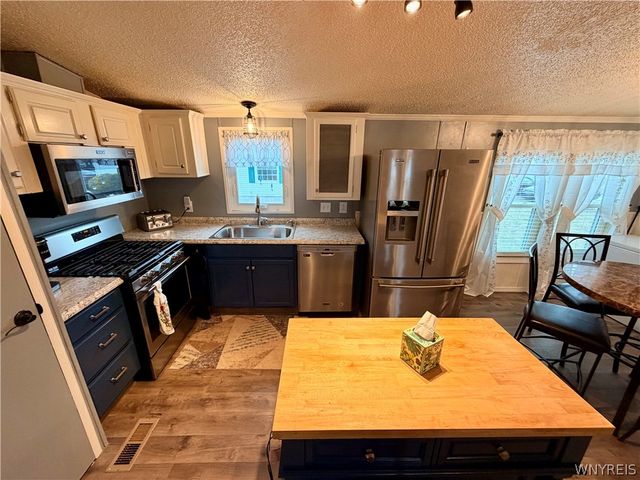 6242 Corwin Station, Newfane, NY 14108