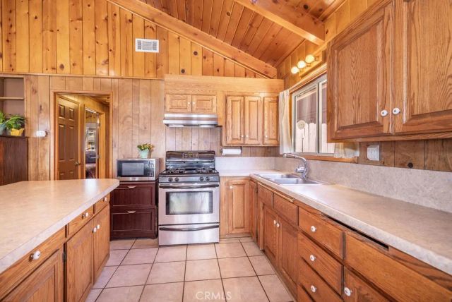 433 Catalina, Big Bear Lake, CA 92315