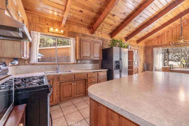 433 Catalina, Big Bear Lake, CA 92315