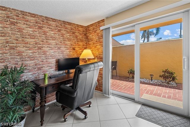 131 Teryl RD C3, Naples, FL 34112