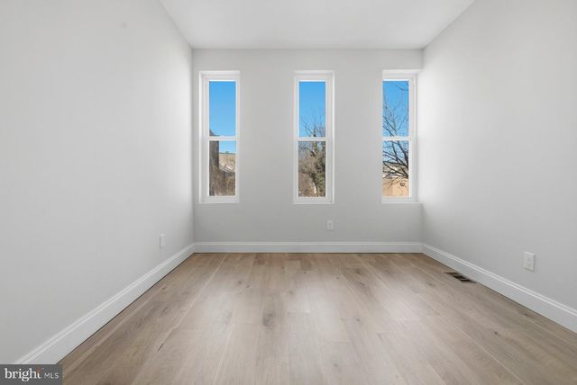 1229 W SARATOGA ST, Baltimore, MD 21223