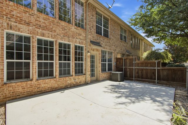 1864 Branch Trail, Carrollton, TX 75007