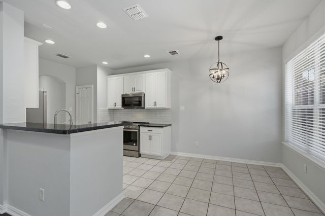 1864 Branch Trail, Carrollton, TX 75007