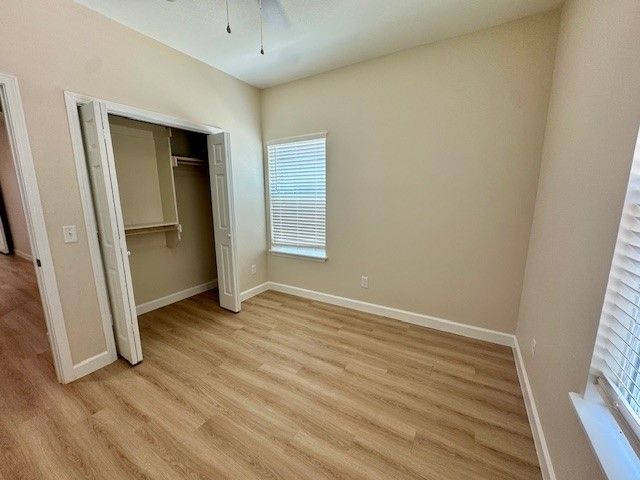 702 E Johnson Avenue B, Springdale, AR 72764