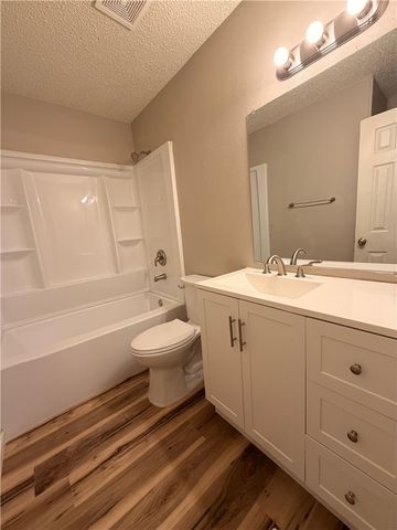 506 N Betty Jo Drive, Fayetteville, AR 72701