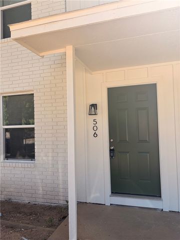 506 N Betty Jo Drive, Fayetteville, AR 72701