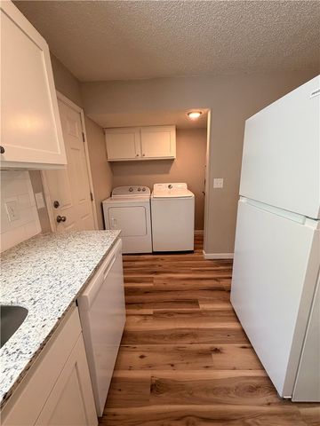 506 N Betty Jo Drive, Fayetteville, AR 72701