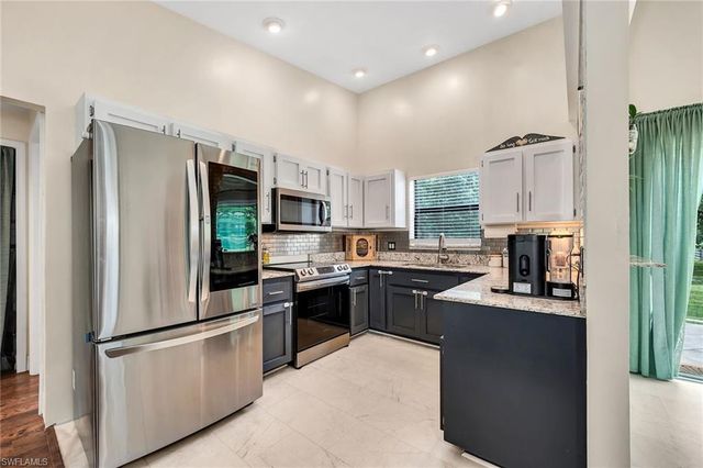 3670 6th AVE SE, Naples, FL 34117