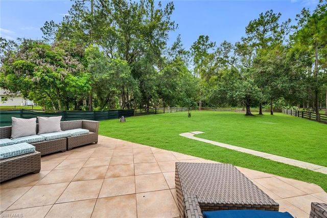3670 6th AVE SE, Naples, FL 34117