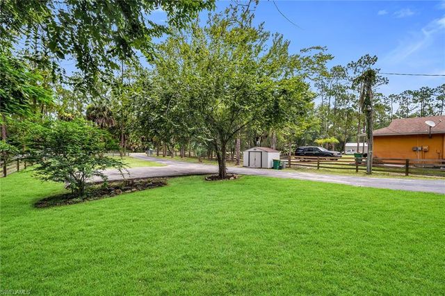 3670 6th AVE SE, Naples, FL 34117