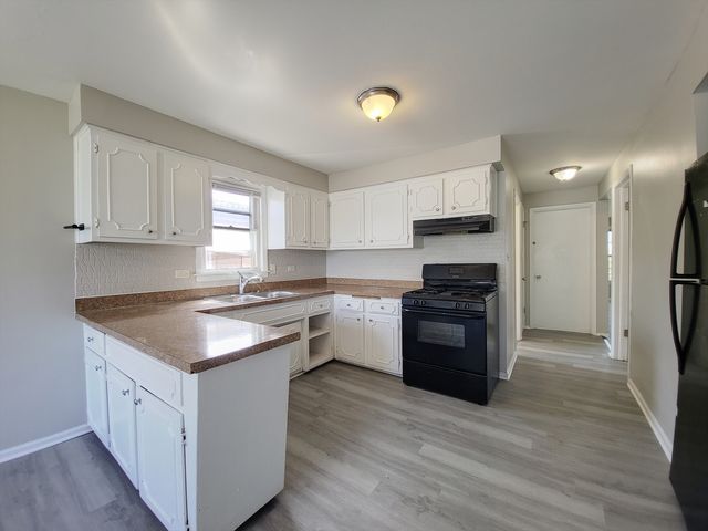 383 Calhoun Avenue, Calumet City, IL 60409