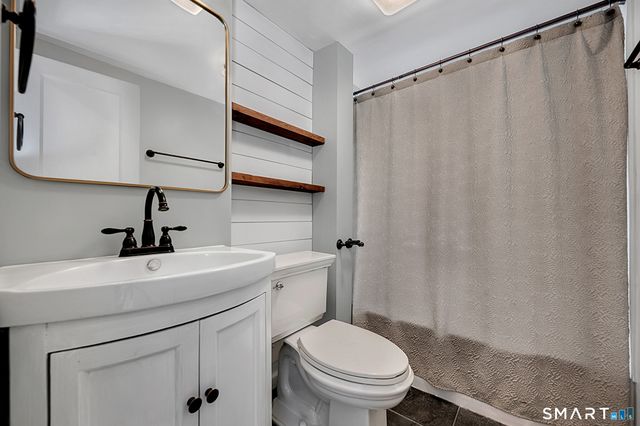 409 Main Street, Plymouth, CT 06786