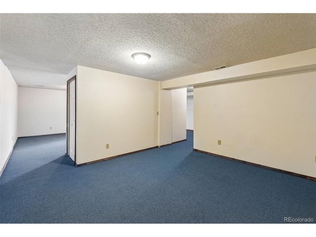 8320 Pepperridge Dr, Colorado Springs, CO 80920