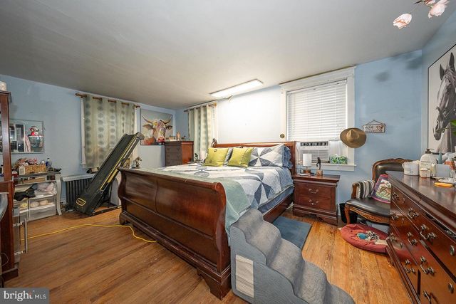 30 GROVE AVE, Devon, PA 19333