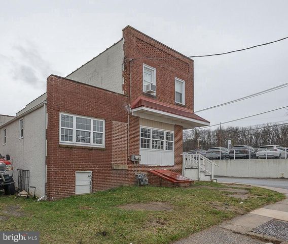 30 GROVE AVE, Devon, PA 19333