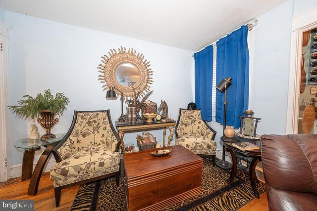 30 GROVE AVE, Devon, PA 19333