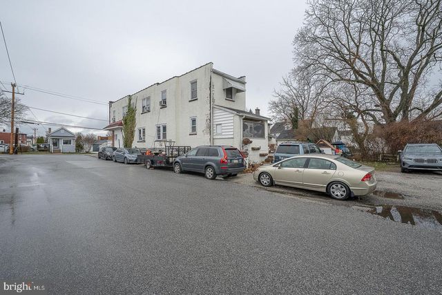 30 GROVE AVE, Devon, PA 19333