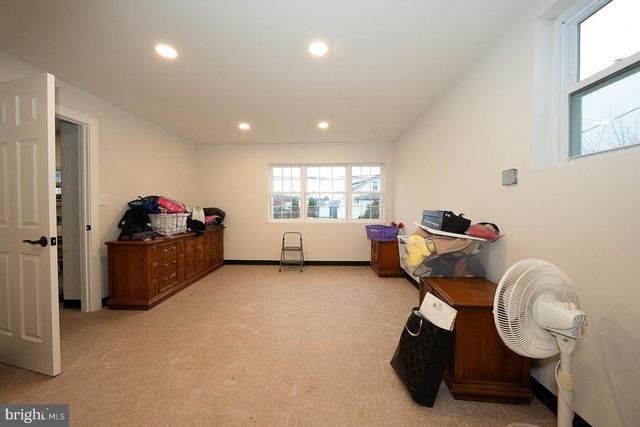 30 GROVE AVE, Devon, PA 19333