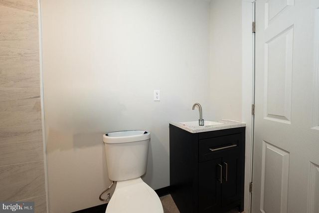 30 GROVE AVE, Devon, PA 19333