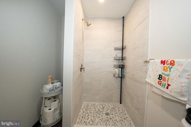 30 GROVE AVE, Devon, PA 19333