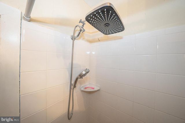 30 GROVE AVE, Devon, PA 19333