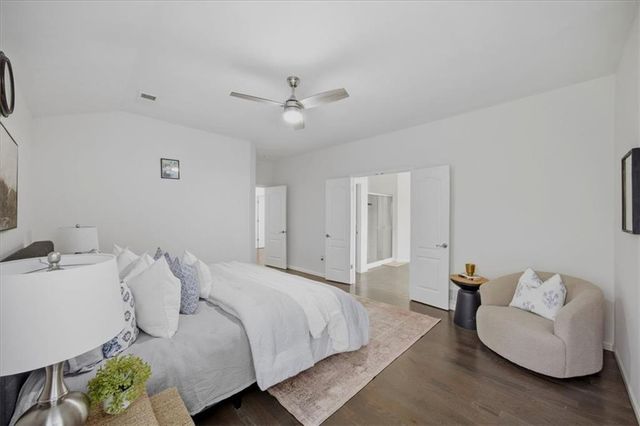 13701 Gillette Street, Overland Park, KS 66221