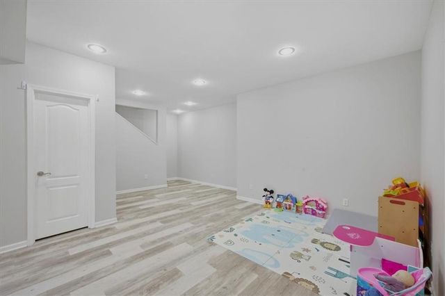 13701 Gillette Street, Overland Park, KS 66221