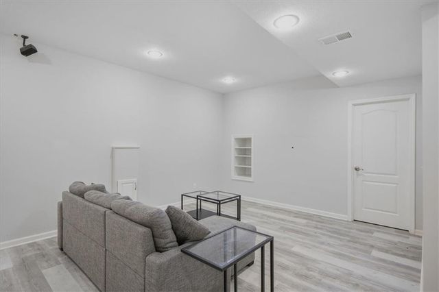 13701 Gillette Street, Overland Park, KS 66221