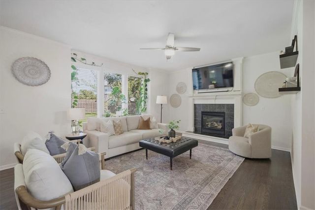 13701 Gillette Street, Overland Park, KS 66221