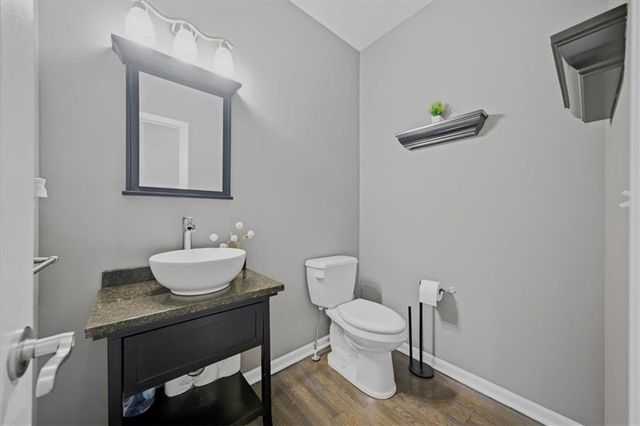 13701 Gillette Street, Overland Park, KS 66221