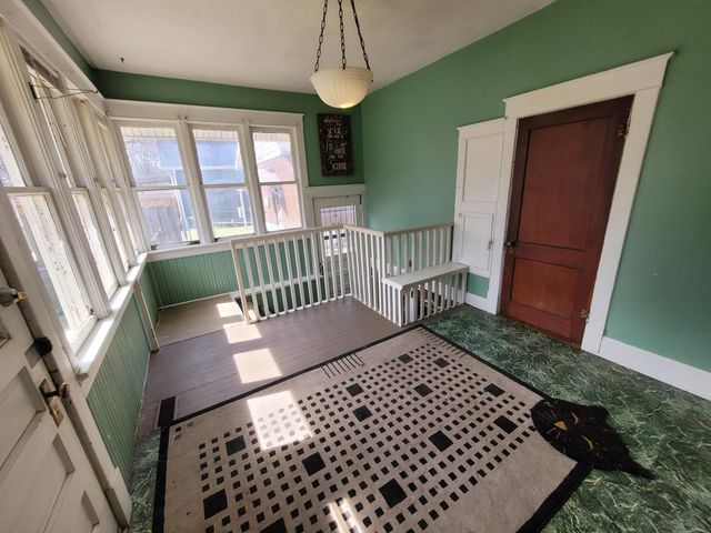 730 W Scott Street, Springfield, MO 65802