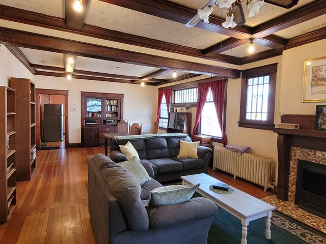 730 W Scott Street, Springfield, MO 65802