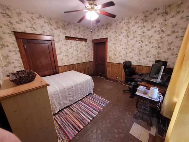 730 W Scott Street, Springfield, MO 65802