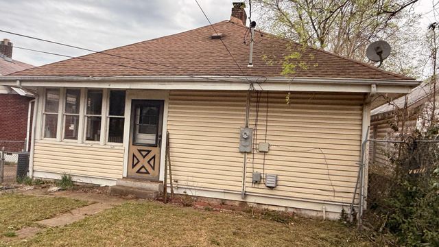 730 W Scott Street, Springfield, MO 65802