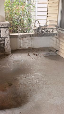 730 W Scott Street, Springfield, MO 65802