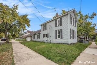 1922 Coit Avenue, Grand Rapids, MI 49505