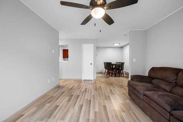 36A Gibbs St 11, Worcester, MA 01607