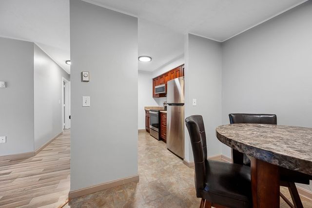 36A Gibbs St 11, Worcester, MA 01607