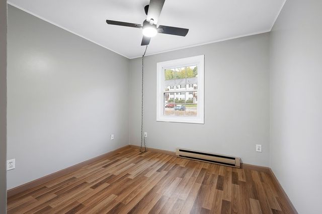 36A Gibbs St 11, Worcester, MA 01607