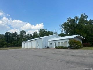 8107 N Dort Highway, Genesee, MI 48458
