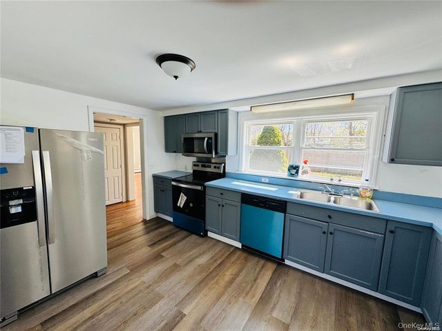 38 Atlantic Avenue, East Moriches, NY 11940