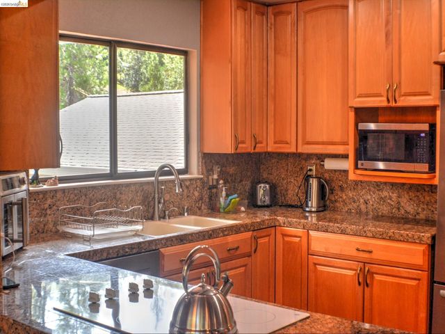 12293 Tower Peak Ct, Groveland, CA 95321