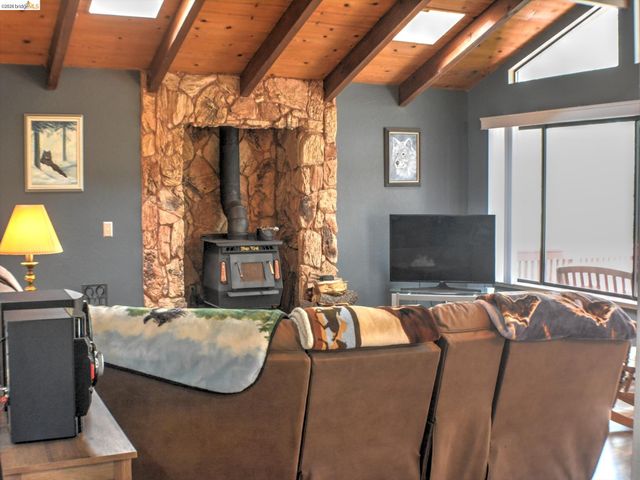 12293 Tower Peak Ct, Groveland, CA 95321